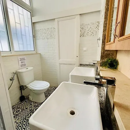 Luxury Flats Centre, Ideal For Tourists *