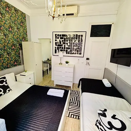 Luxury Flats Centre, Ideal For Tourists Apartmán
