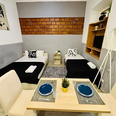 Luxury Flats Centre, Ideal For Tourists Apartmán