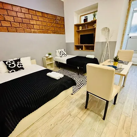 Luxury Flats Centre, Ideal For Tourists *